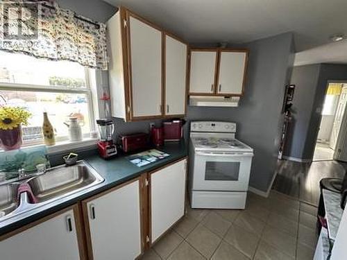 28 Earles Lane, Carbonear, NL - Indoor Photo Showing Kitchen