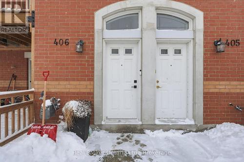 406 - 4140 Foxwood Drive, Burlington (Tansley), ON - Outdoor With Exterior