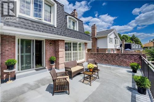 493 Beechwood Drive Unit# 4, Waterloo, ON - Outdoor