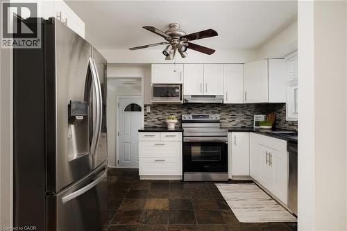 23 Dooley Drive, Kitchener, ON - Indoor Photo Showing Kitchen With Upgraded Kitchen