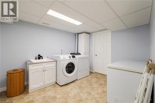 23 Dooley Drive, Kitchener, ON - Indoor Photo Showing Laundry Room