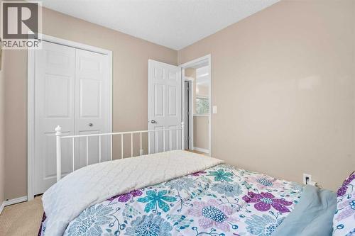 6 Easterbrook Place Se, Airdrie, AB - Indoor Photo Showing Bedroom