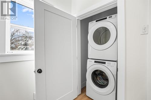9 Stephen Place, St. John'S, NL - Indoor Photo Showing Laundry Room