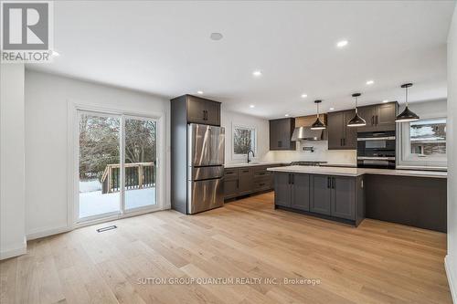 Kitchen 6 - 82 Marilyn Street, Caledon, ON - Indoor Photo Showing Kitchen