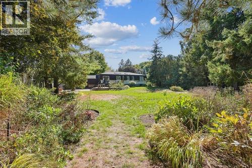 25 Bannisdale Way, Hamilton, ON - Outdoor