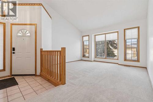 124 Edgebrook Road Nw, Calgary, AB - Indoor Photo Showing Other Room