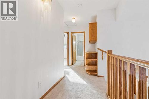 124 Edgebrook Road Nw, Calgary, AB - Indoor Photo Showing Other Room