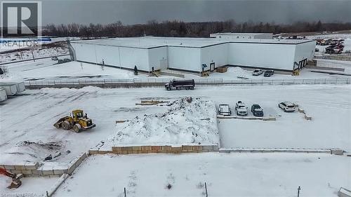 35 Sharp Road, Brantford, ON 