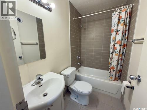 849 2Nd Street E, Prince Albert, SK - Indoor Photo Showing Bathroom