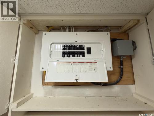 849 2Nd Street E, Prince Albert, SK - Indoor