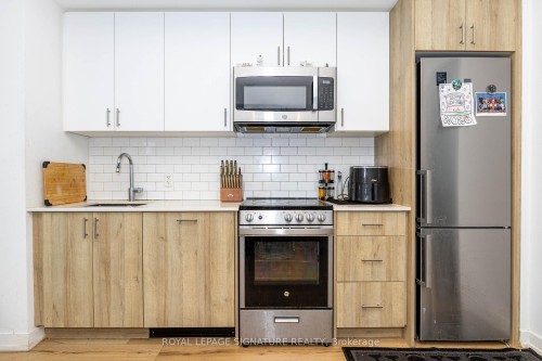513-1195 The Queensway N/A, Toronto, ON - Indoor Photo Showing Kitchen With Upgraded Kitchen