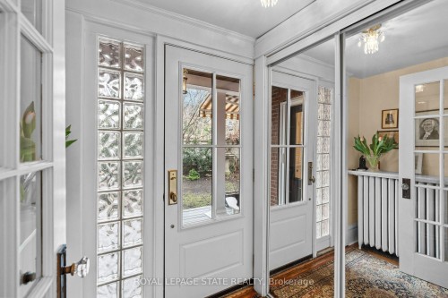 247 Macnab Street S, Hamilton, ON - Indoor Photo Showing Other Room