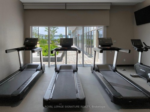 602-2033 Kennedy Road, Toronto, ON - Indoor Photo Showing Gym Room