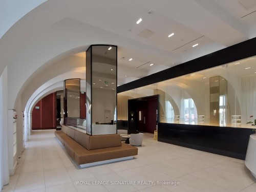 602-2033 Kennedy Road, Toronto, ON - Indoor Photo Showing Other Room