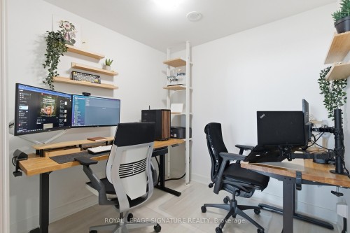 214-2489 Taunton Road, Oakville, ON - Indoor Photo Showing Office