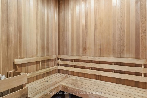 214-2489 Taunton Road, Oakville, ON - Indoor Photo Showing Other Room