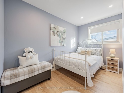706 Annland Street, Pickering, ON - Indoor Photo Showing Bedroom