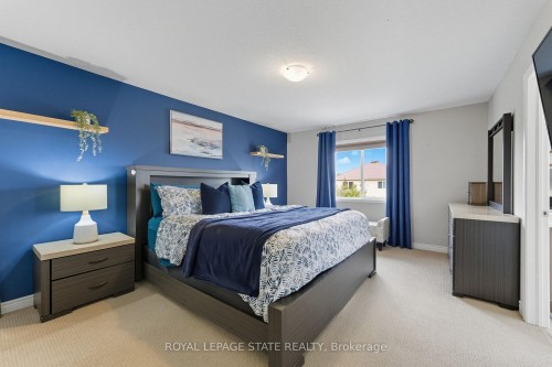 71 Bradbury Road, Hamilton, ON - Indoor Photo Showing Bedroom