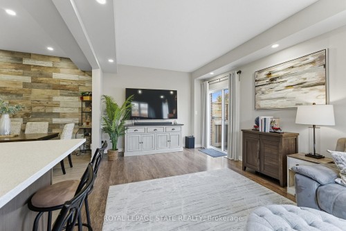 71 Bradbury Road, Hamilton, ON - Indoor Photo Showing Other Room