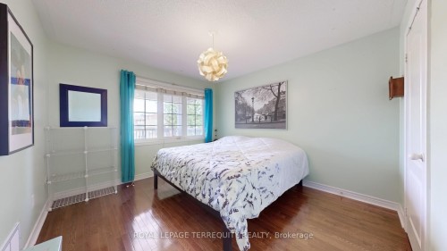 69 Vine Cliff Boulevard, Markham, ON - Indoor Photo Showing Bedroom
