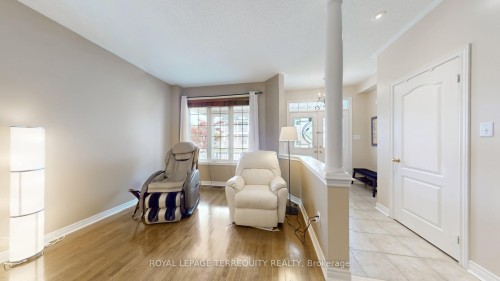 69 Vine Cliff Boulevard, Markham, ON - Indoor Photo Showing Other Room