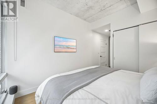 1013 - 333 Adelaide Street E, Toronto, ON - Indoor Photo Showing Bedroom