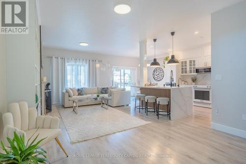 25 - 31 Sunvale Place, Hamilton, ON - Indoor