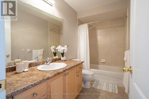 25 - 31 Sunvale Place, Hamilton, ON - Indoor Photo Showing Bathroom
