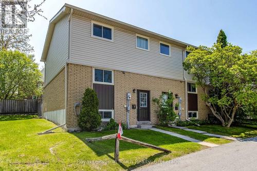 4 - 233 INNISFIL STREET  Barrie (Allandale Centre), ON L4N 3E9