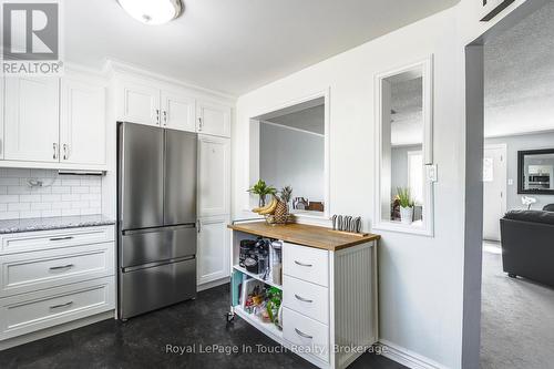 4 - 233 Innisfil Street, Barrie (Allandale Centre), ON - Indoor