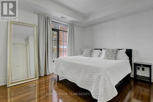 302 - 330 Loretta Avenue S, Ottawa, ON - Indoor Photo Showing Bedroom