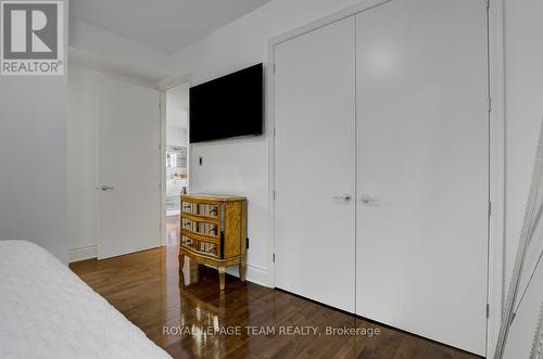 302 - 330 Loretta Avenue S, Ottawa, ON - Indoor