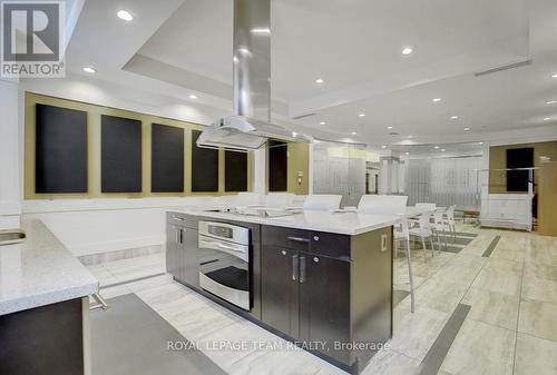 302 - 330 Loretta Avenue S, Ottawa, ON - Indoor