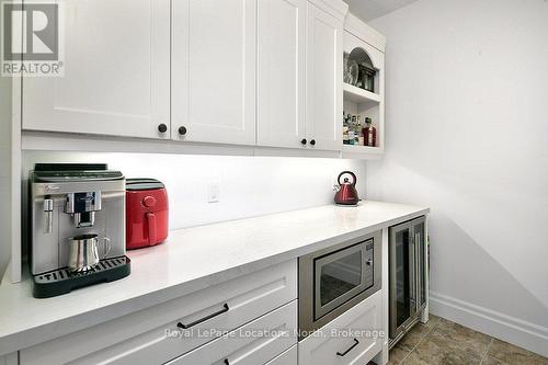 110 John Watt Way, Blue Mountains, ON - Indoor Photo Showing Kitchen