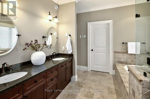 110 John Watt Way, Blue Mountains, ON - Indoor Photo Showing Bathroom