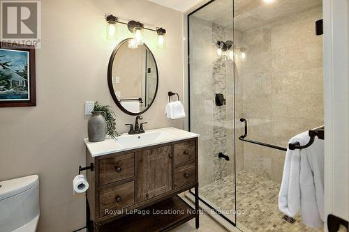 110 John Watt Way, Blue Mountains, ON - Indoor Photo Showing Bathroom