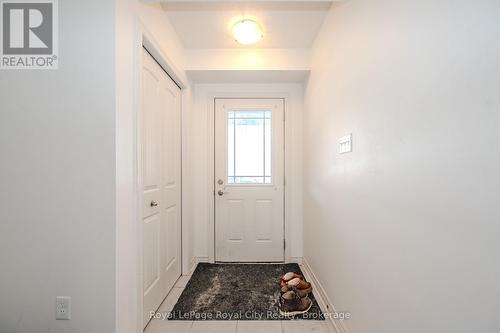 23 - 23 Kingsbury Square, Guelph (Pineridge/Westminster Woods), ON - Indoor Photo Showing Other Room