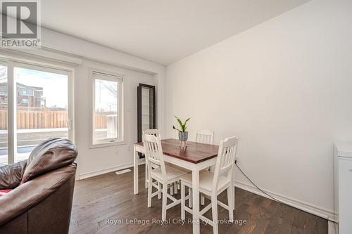 23 - 23 Kingsbury Square, Guelph (Pineridge/Westminster Woods), ON - Indoor Photo Showing Dining Room