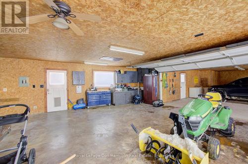 675 Prospect Street, Minto, ON - Indoor Photo Showing Garage