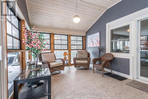 256 Woodland Drive, Huntsville (Chaffey), ON - Indoor Photo Showing Other Room