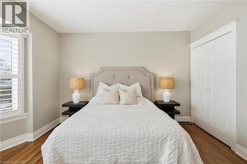 43 Belview Avenue, Hamilton, ON - Indoor Photo Showing Bedroom