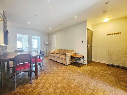 Living Room - 3550 Rue St-Dominique, Montréal (Le Plateau-Mont-Royal), QC - Indoor