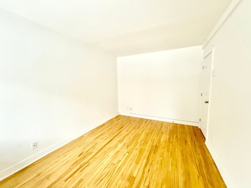 Chambre à coucher - 2-5385 10E Avenue, Montréal (Rosemont/La Petite-Patrie), QC - Indoor Photo Showing Other Room