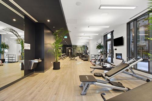 Exercise room - 1106-628 Rue St-Jacques, Montréal (Ville-Marie), QC - Indoor Photo Showing Gym Room