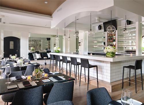 312-15 Park Place, Osoyoos, BC - Indoor Photo Showing Dining Room