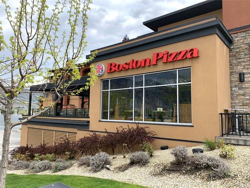 312-15 Park Place, Osoyoos, BC - Outdoor