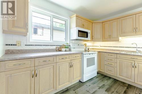 972 Southlawn Drive, Peterborough (Ashburnham Ward 4), ON - Indoor Photo Showing Kitchen