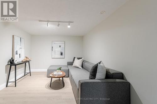 972 Southlawn Drive, Peterborough (Ashburnham Ward 4), ON - Indoor