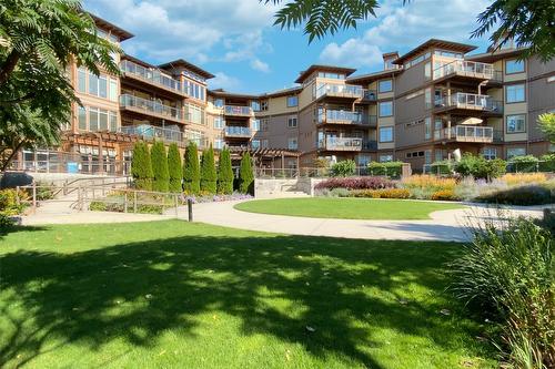 319-4205 Gellatly Road, West Kelowna, BC - Outdoor With Balcony