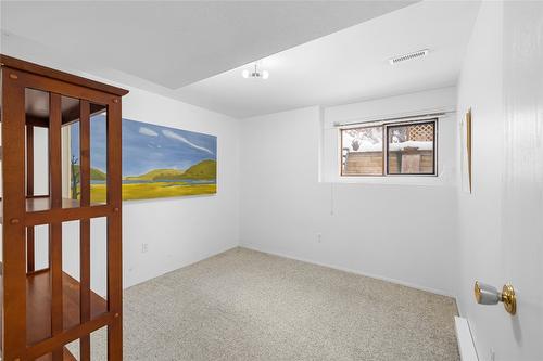 35 Waldie A Road, Kimberley, BC - Indoor Photo Showing Other Room